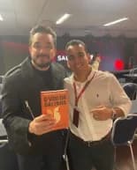 Vitor Novaes em evento de networking