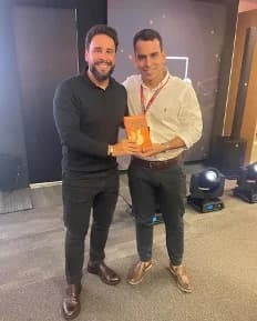 Vitor Novaes em evento de networking